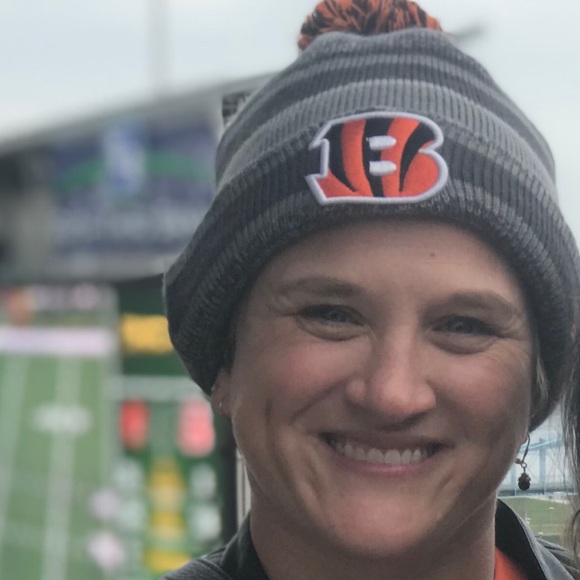 Meet your Posher, Becky - Picture 1 of 1